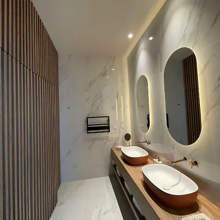 The Lince Santa Clara Szálloda