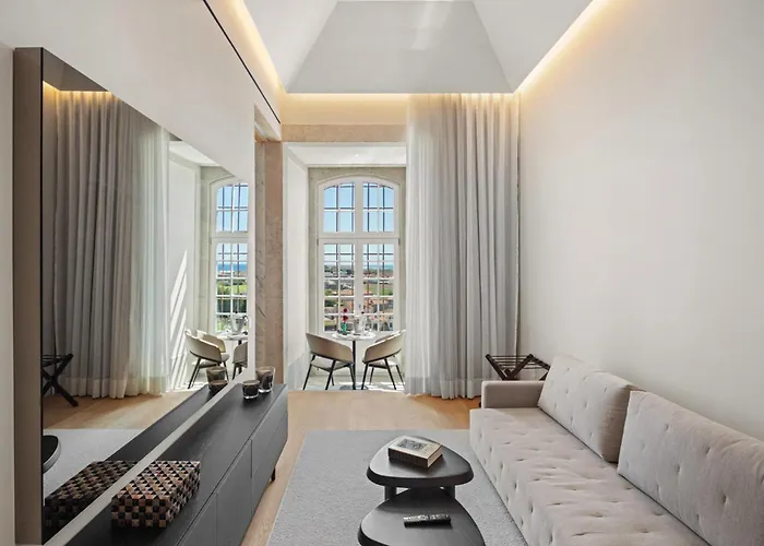 The Lince Santa Clara